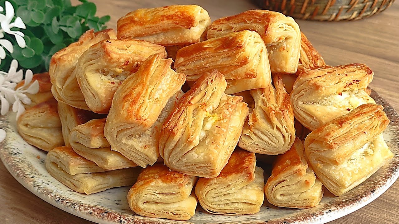 NASIL YAPILDIĞINA İNANAMAYACAKSINIZ 😋 BİR ŞİŞE MADEN SUYU İLE ‼️MİLFÖY TADINDA BÖREK TARİFİ 💯 