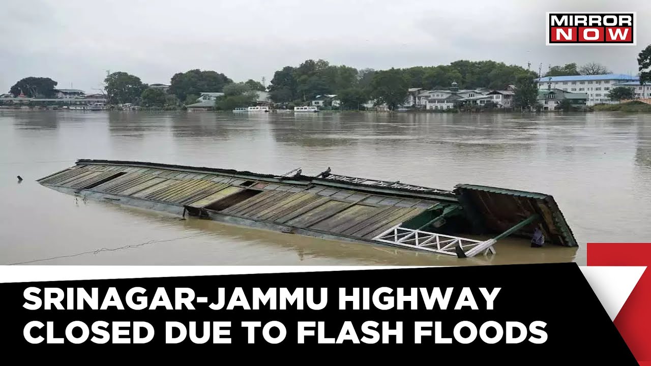 Jammu & Kashmir Flash Floods Create Havoc, Traffic Movement Disrupted | J&K | Latest News