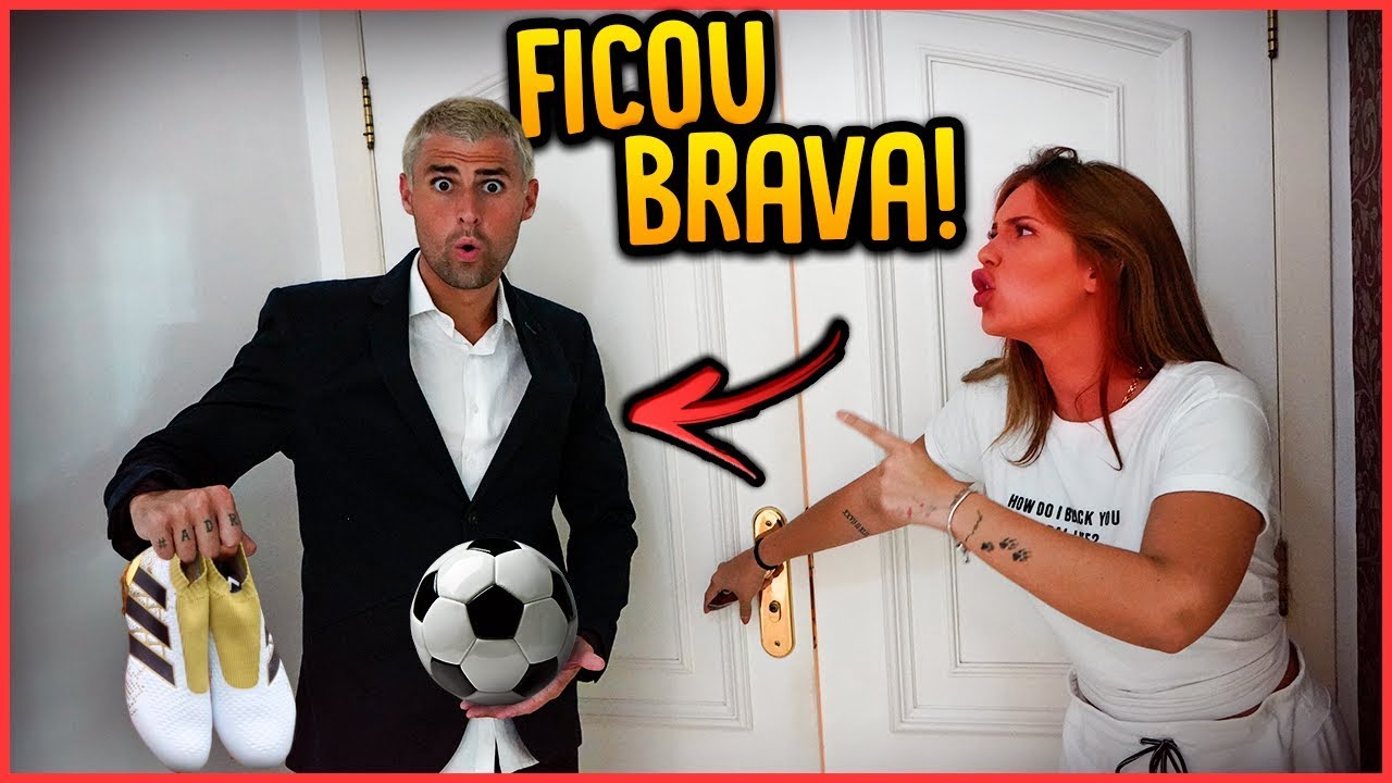 FUI JOGAR FUTEBOL BEM ARRUMADO E OLHA A REA&Ccedil;&Atilde;O DELA!! - TROLLANDO NAMORADA [ REZENDE EVIL ]
