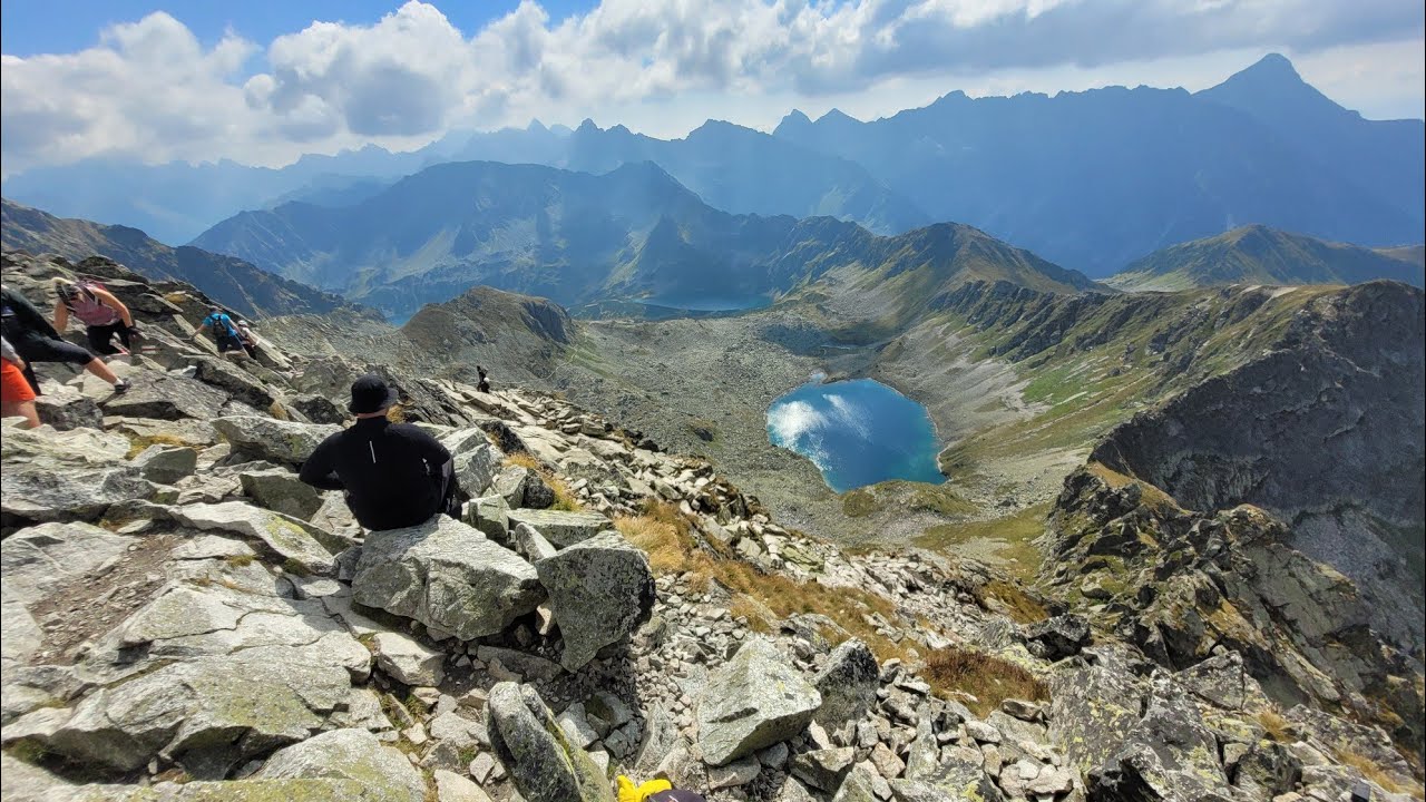 ŚWINICA Z KUŹNIC PRZEZ ZAWRAT/TATRY sierpień 2024