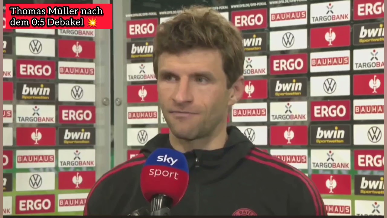 Thomas Müller fassungslos nach dem 0:5 Debakel gegen Gladbach