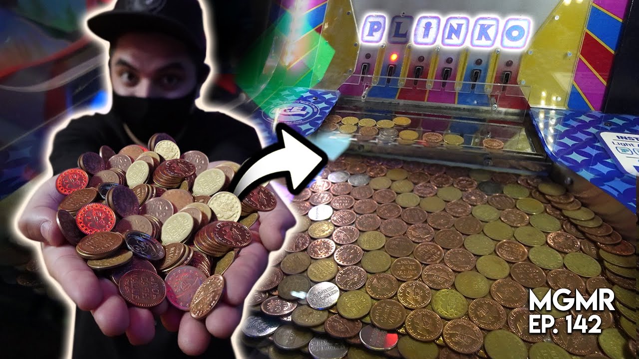 Metimos 100 Tokens en esta Empuja Monedas - MiniGames en el Mundo Real Ep. 142