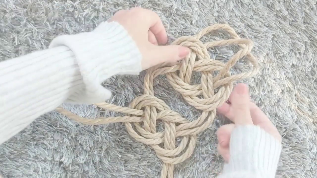 Shibari Pretzel Knot. (Double coin knot).