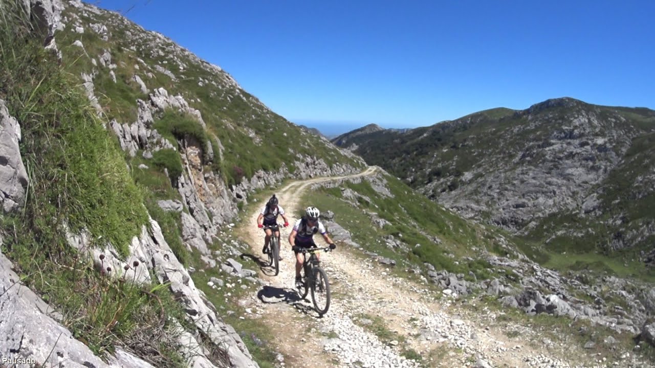 TraXplorers | Picos de Europa (Cantabria & Asturias)