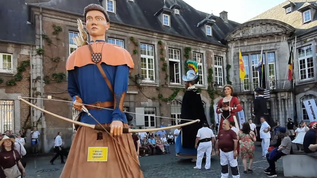 Cortège des géants à Dinant, 2024