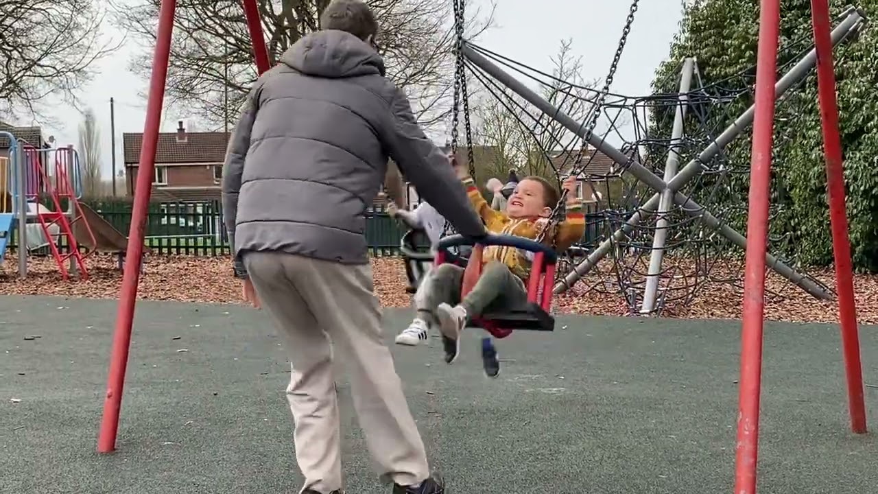 Swing time| Eastwood park 2023|Park with the kids