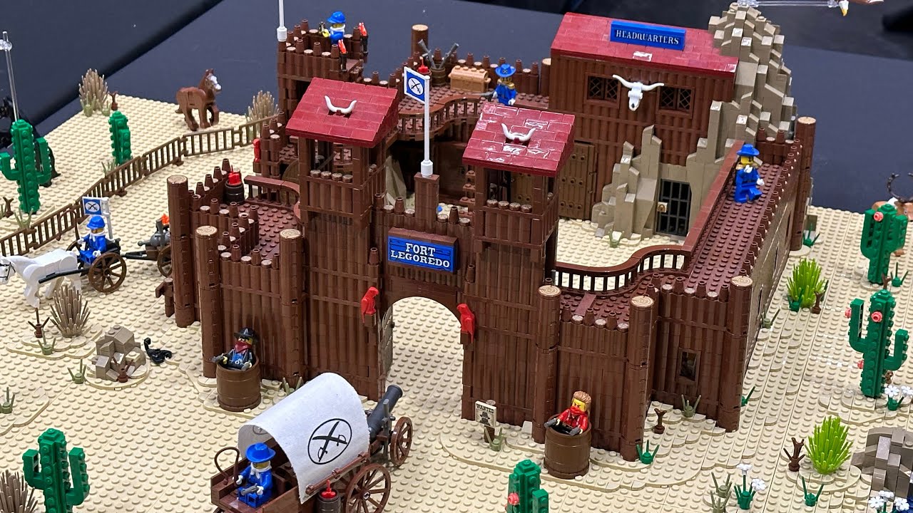 LEGO Ultimate Fort Legoredo - BrickCan 2024