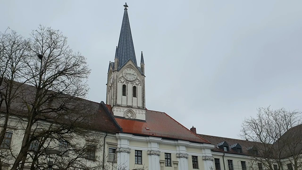 Passau (PA) Altstadt kath. Universitätskirche St. Nikola : Vollgeläut und Teilgeläut Glocken 4-2