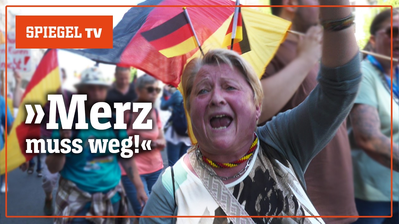 &raquo;Merz ist ein L&uuml;genbold!&laquo; &ndash; Deutschland-Demo in Berlin | SPIEGEL TV