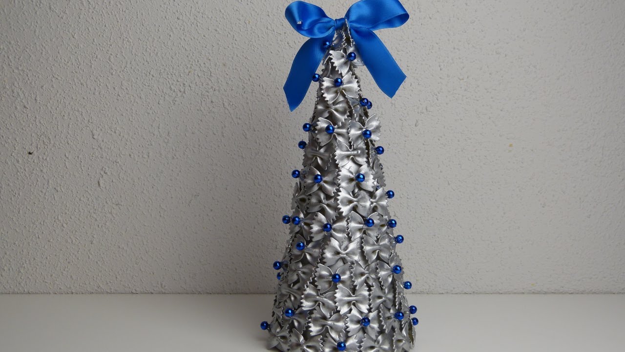 DIY: How to make a Pasta Christmas tree from Farfalle