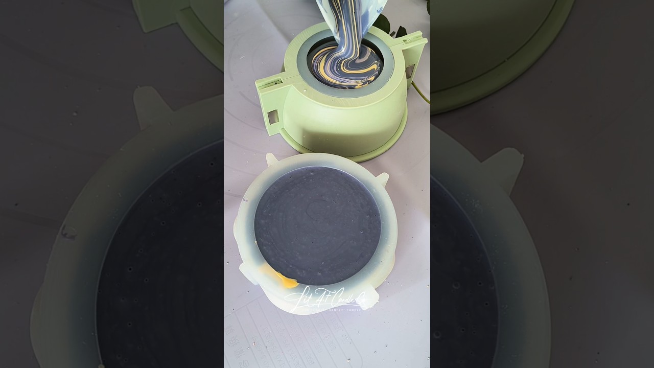 Making a candle jar #jesmonite #candlemaking #litafcandleco #jesmonitedecor #candles  #candlejar