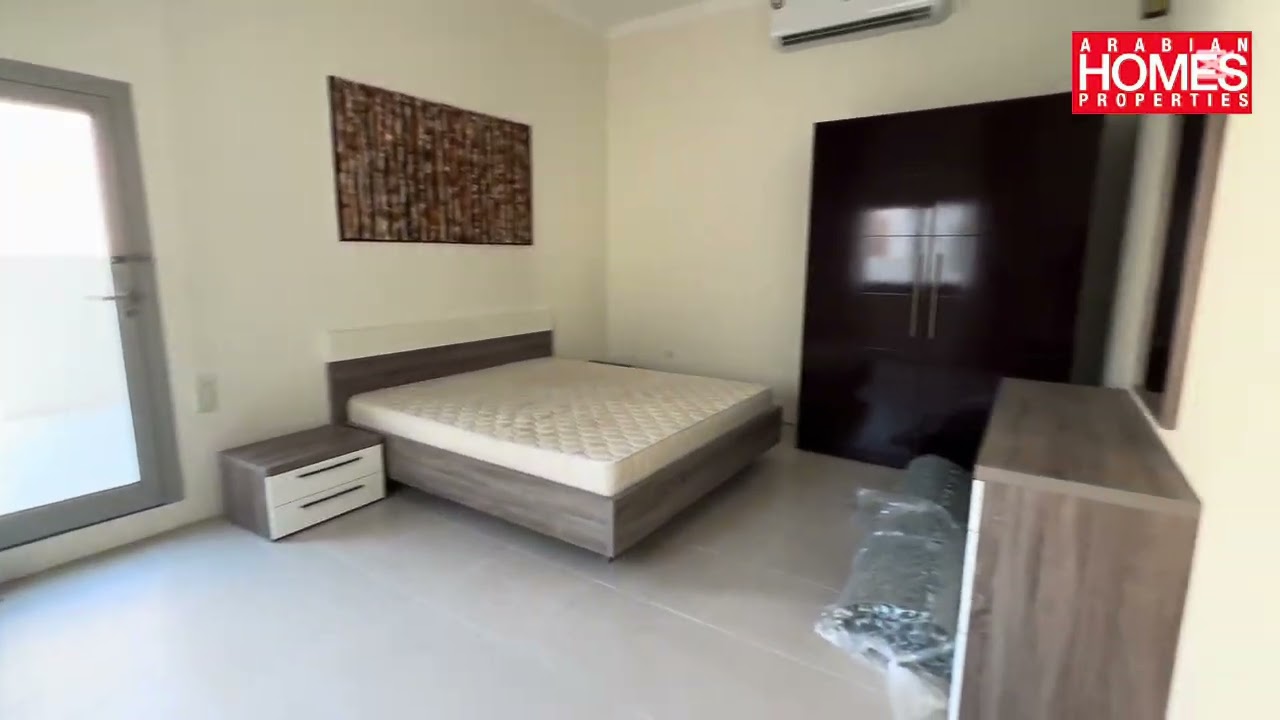 Navy APPROVED 4 BEDROOM VILLA WITH PRIVATE POOL