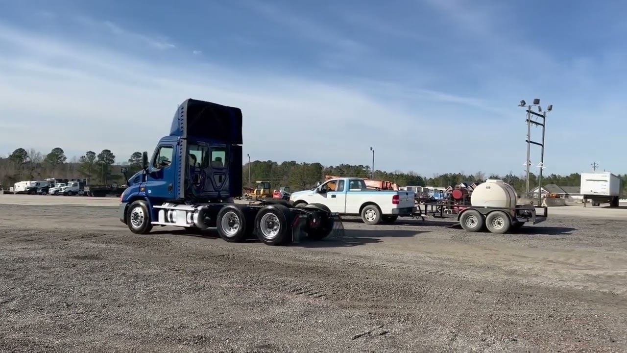 2017 FREIGHTLINER CASCADIA 113 For Sale