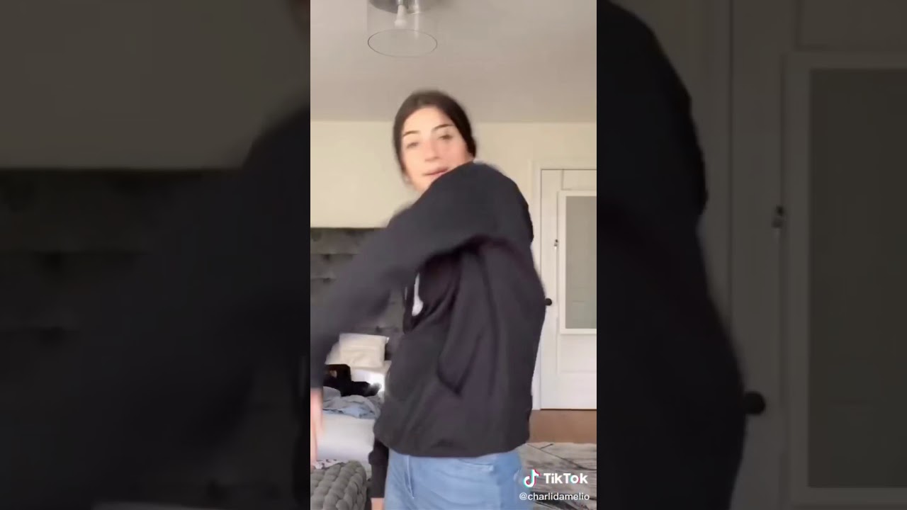 CHARLI D’AMIELO THROWING IT BACK COMPILATION