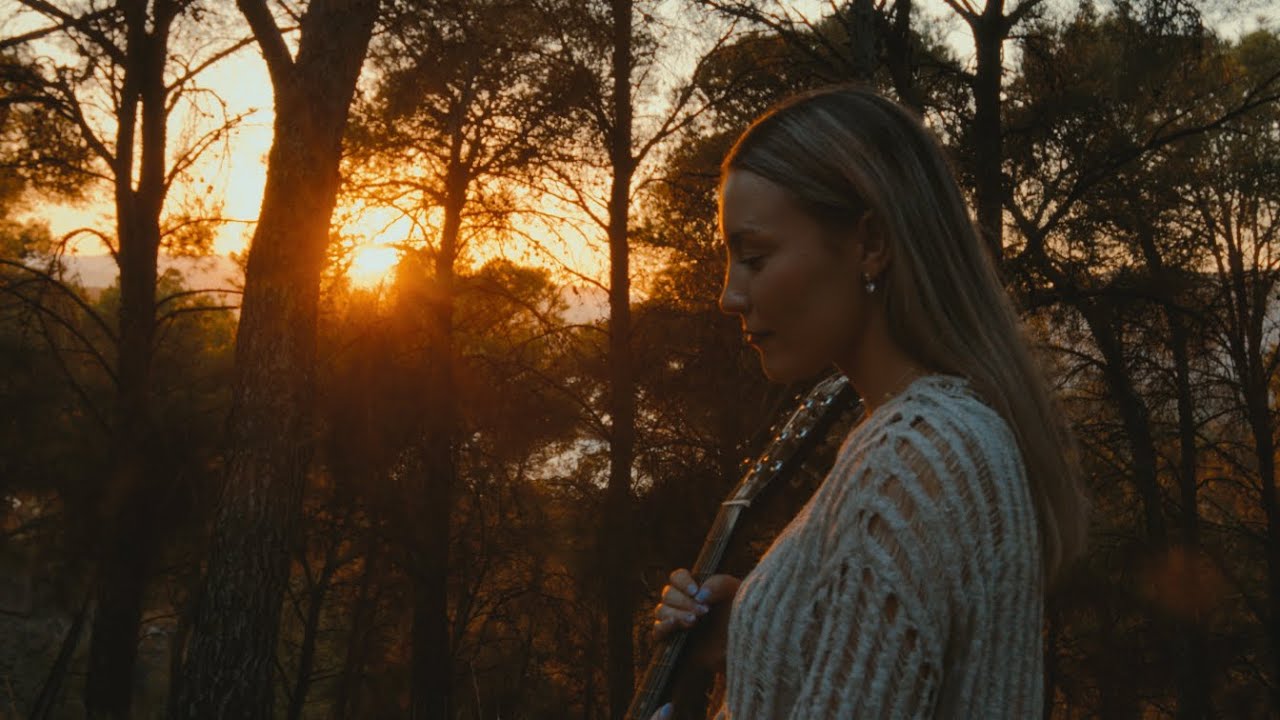 Karlitos - amar 🤎 | EUDAIMONÍA