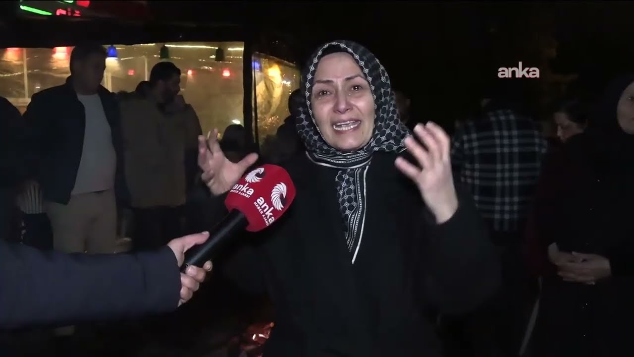 6 Şubat'ta yakınlarını kaybedenler, Ezgi Apartmanı önünde açıklama yapıyor / #Canlı - Kahramanmaraş