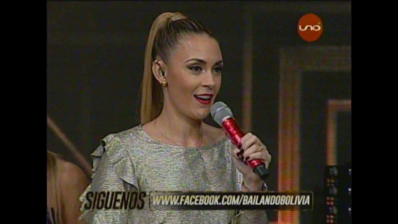 Bailando Bachata: Carlos Leaños y Paola Saavedra