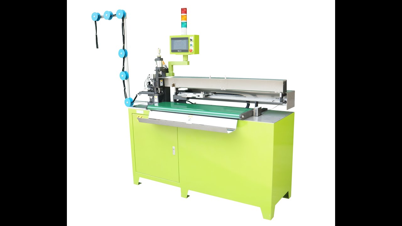 YFM 116ARCA Auto pneumatic robot hand  open end zipper cutting machine by computer control