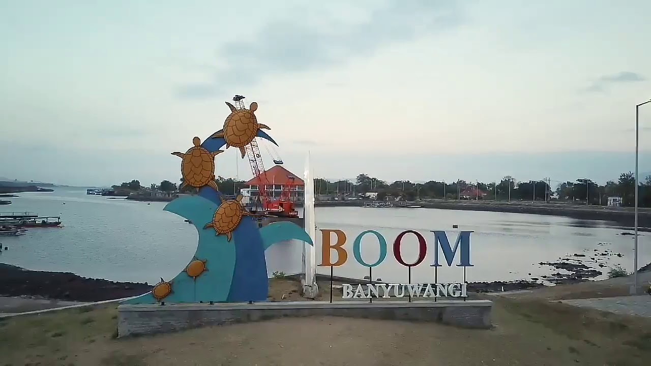 Pantai Boom Banyuwangi