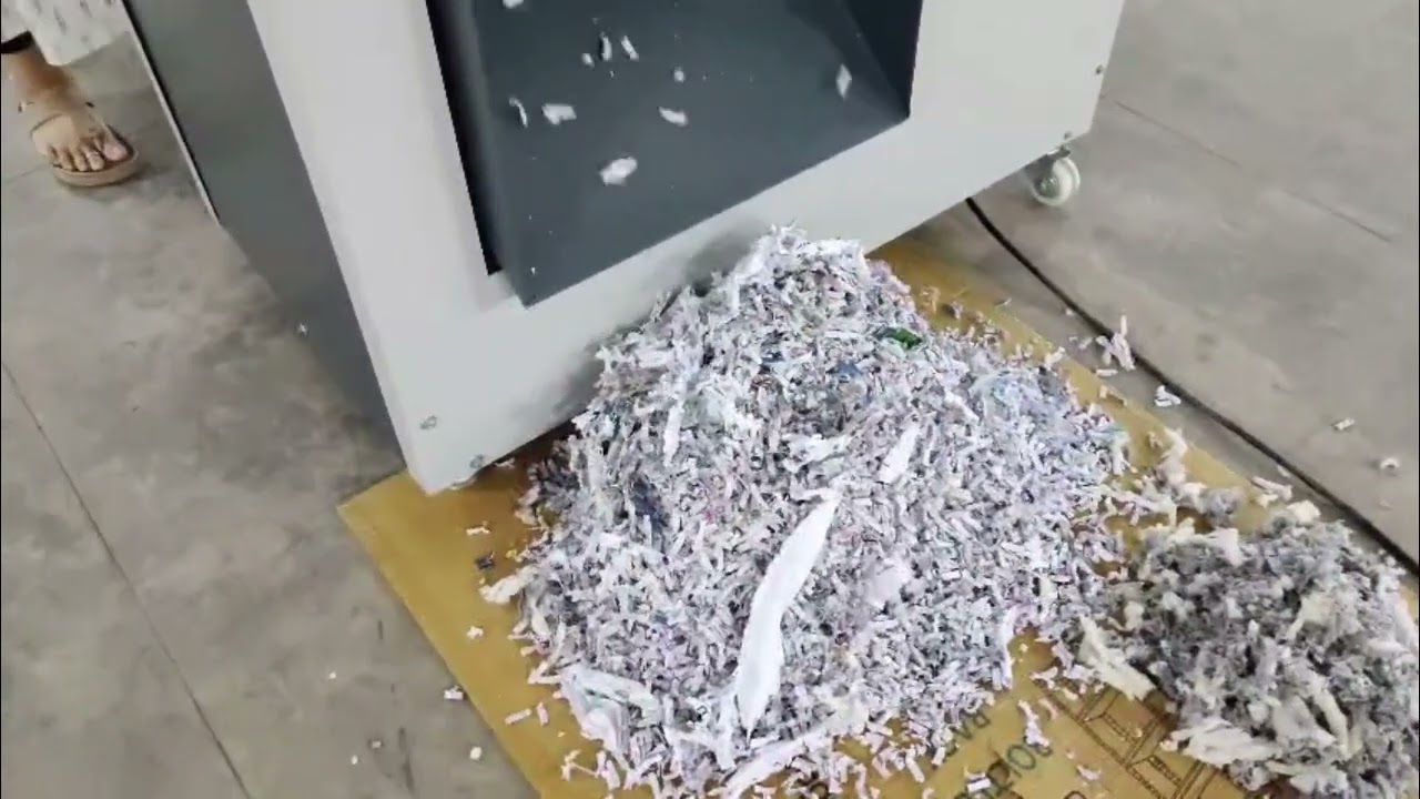 #papershredder
