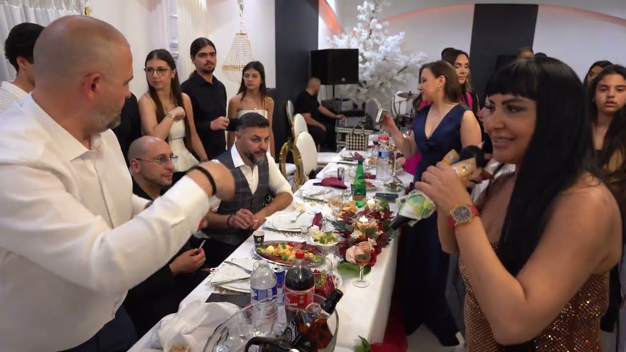 Veselje kod Joce iz Pariza - Aca Cergar Zika Srem, Barbike, Vanja Lakatos Julija Bikova 4 deo