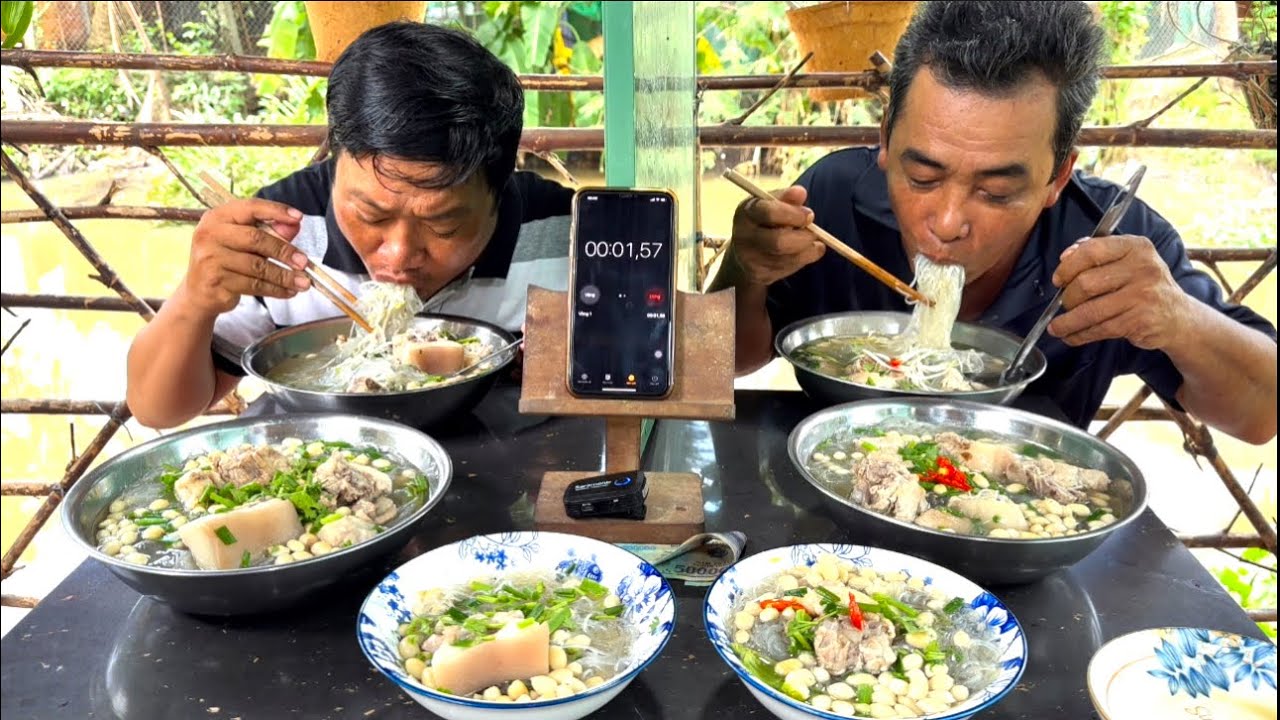 Trận Đấu Ngang Sức Quá Hồi Hộp Giữa Hai Đối Thủ Ăn 7 Ký Đuôi Heo Hầm Đậu Phộng 20 Phút | ATĐQ