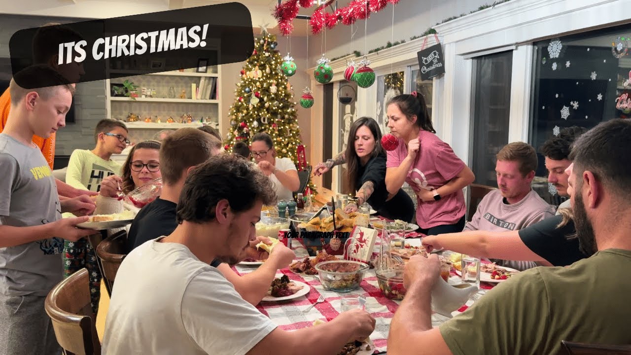 Christmas Traditions! | Homestead