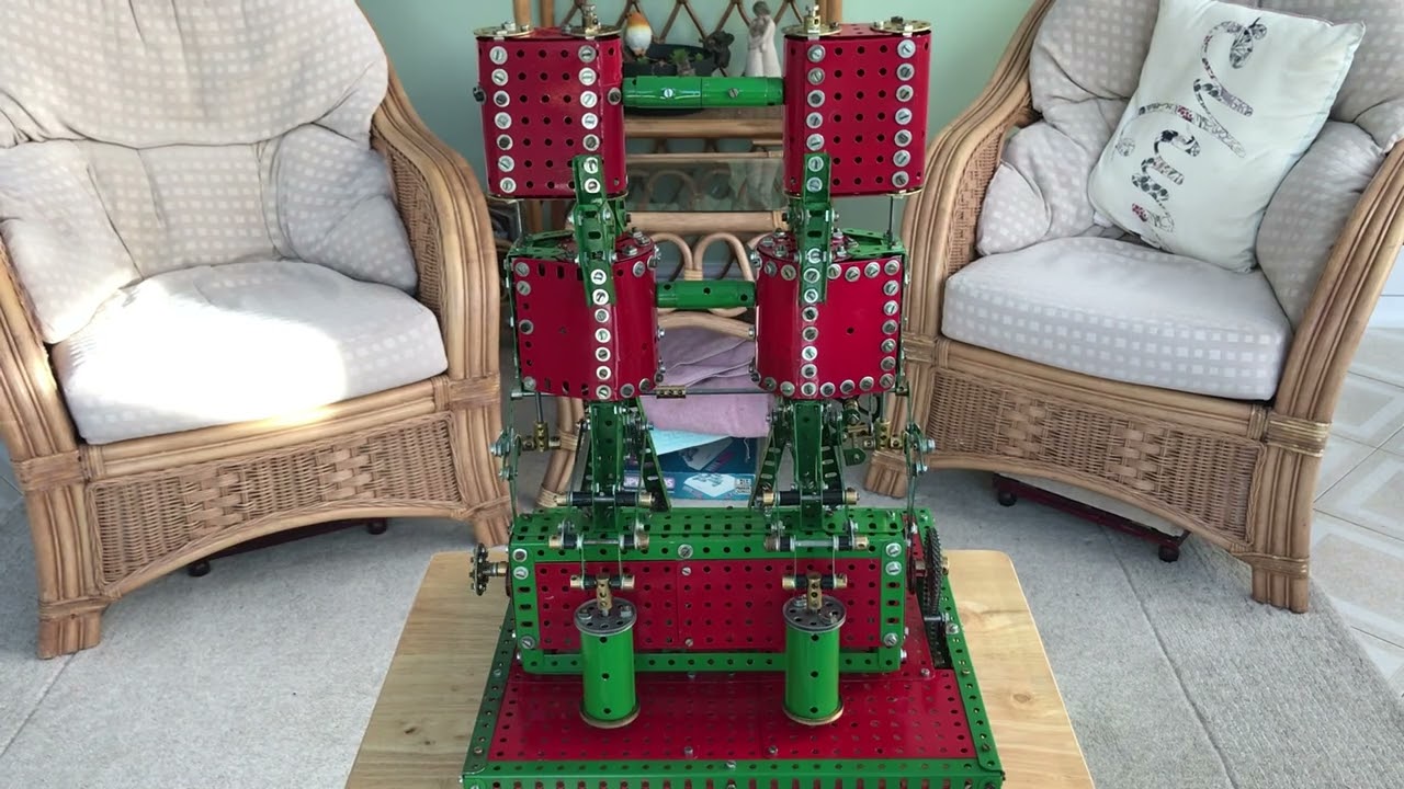 Meccano - Tandem, triple expansion, compound marine engine