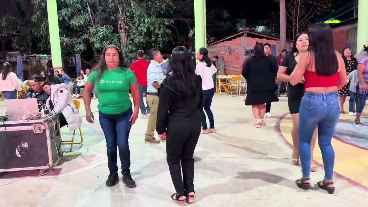 Baile en San Miguel Reyes fiesta del ejido
