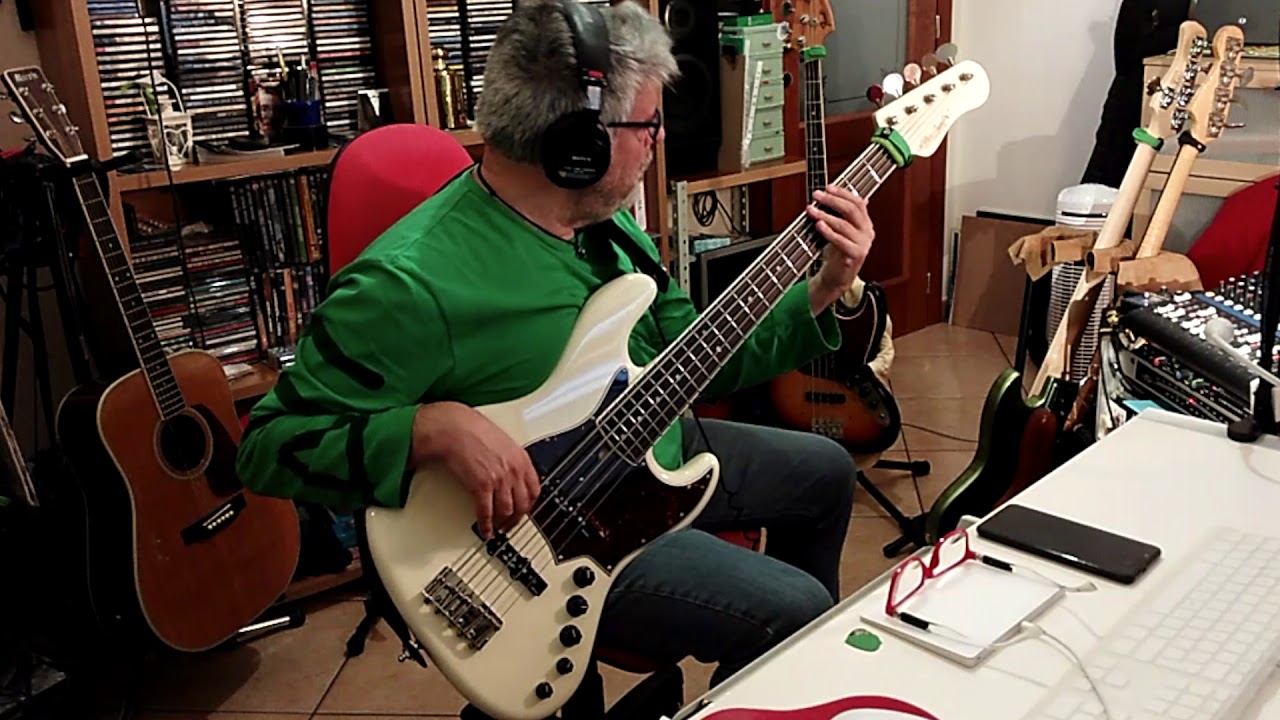 Ragazzo fortunato by JOVANOTTI (personal bass cover) by Rino Conteduca with Alleva Coppolo LG5S