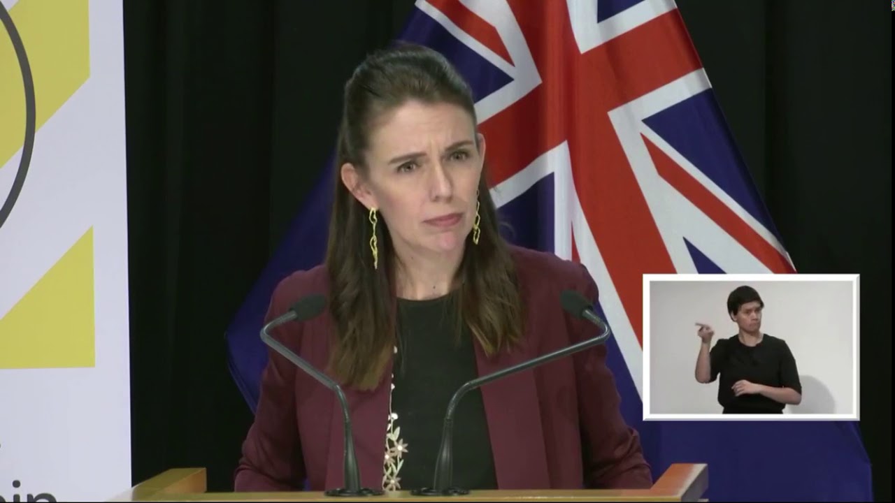 Ashley Bloomfield and Jacinda Ardern 'bleach question' response