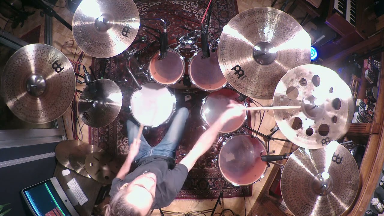 Lean Robbemont Plays Light Liquid (MEINL CYMBALS PLAY-ALONG)