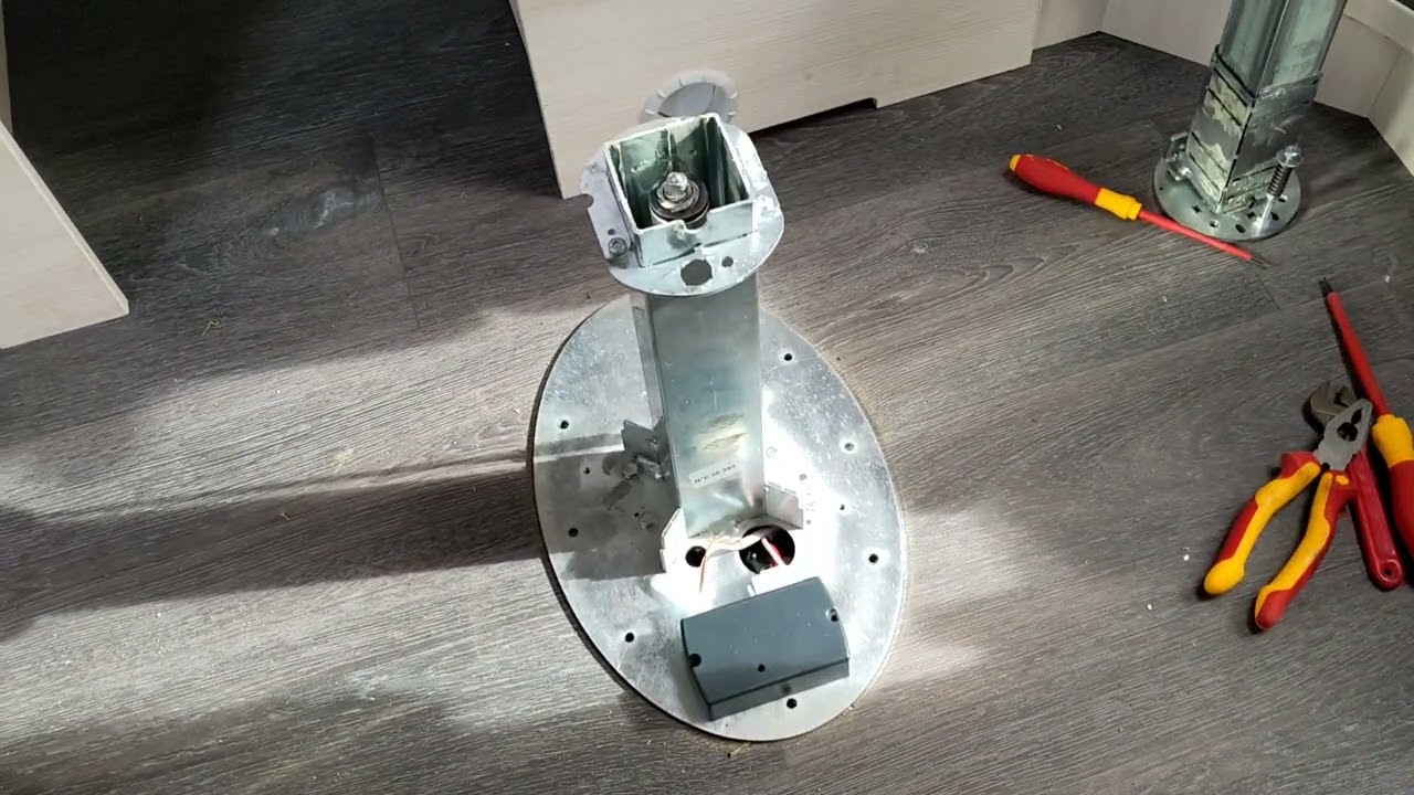 Elektrischer Hubtisch im Wohnmobil defekt - f&auml;hrt nicht mehr rauf 🤔