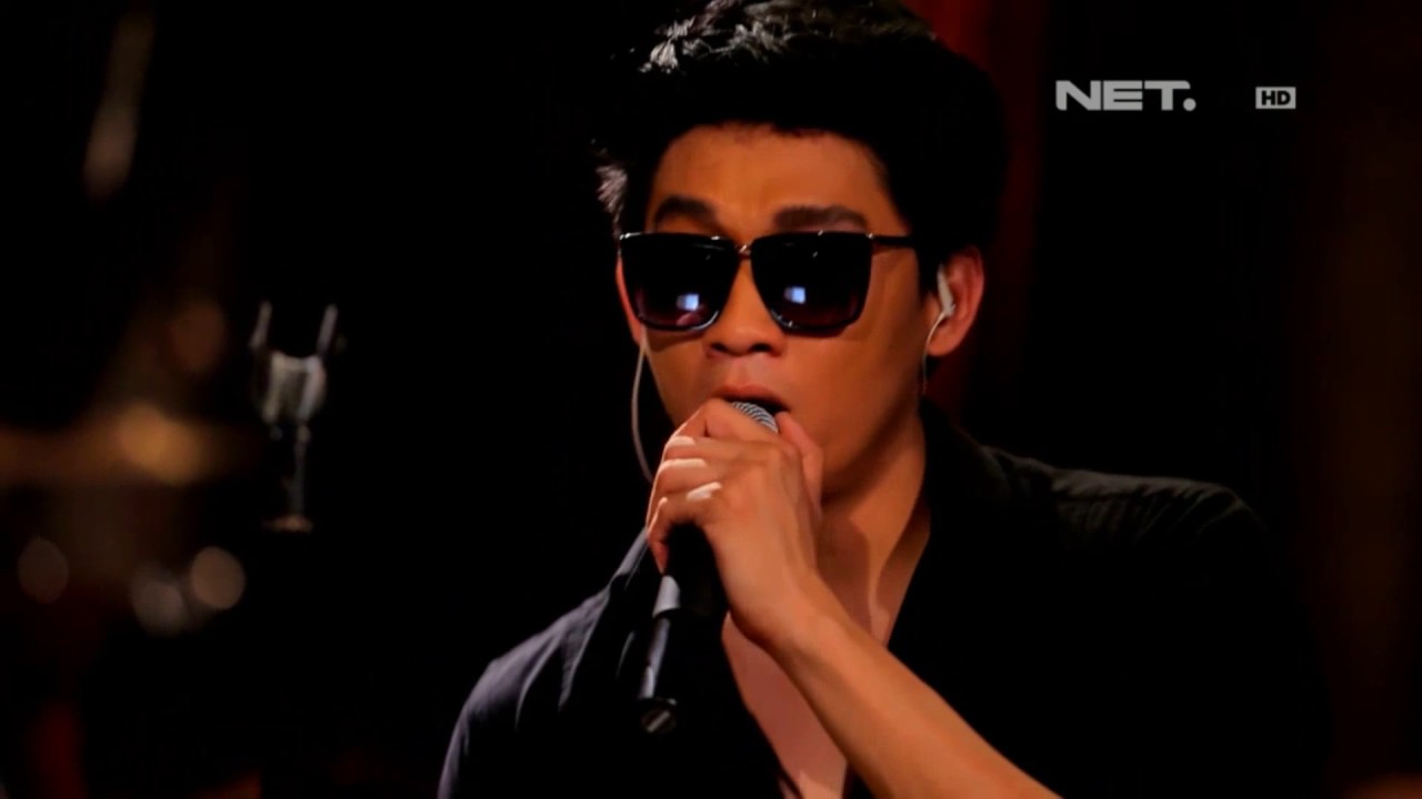 Seventeen ft. Always Strings Quartet - Untuk Mencintaimu (Live at Music Everywhere) **