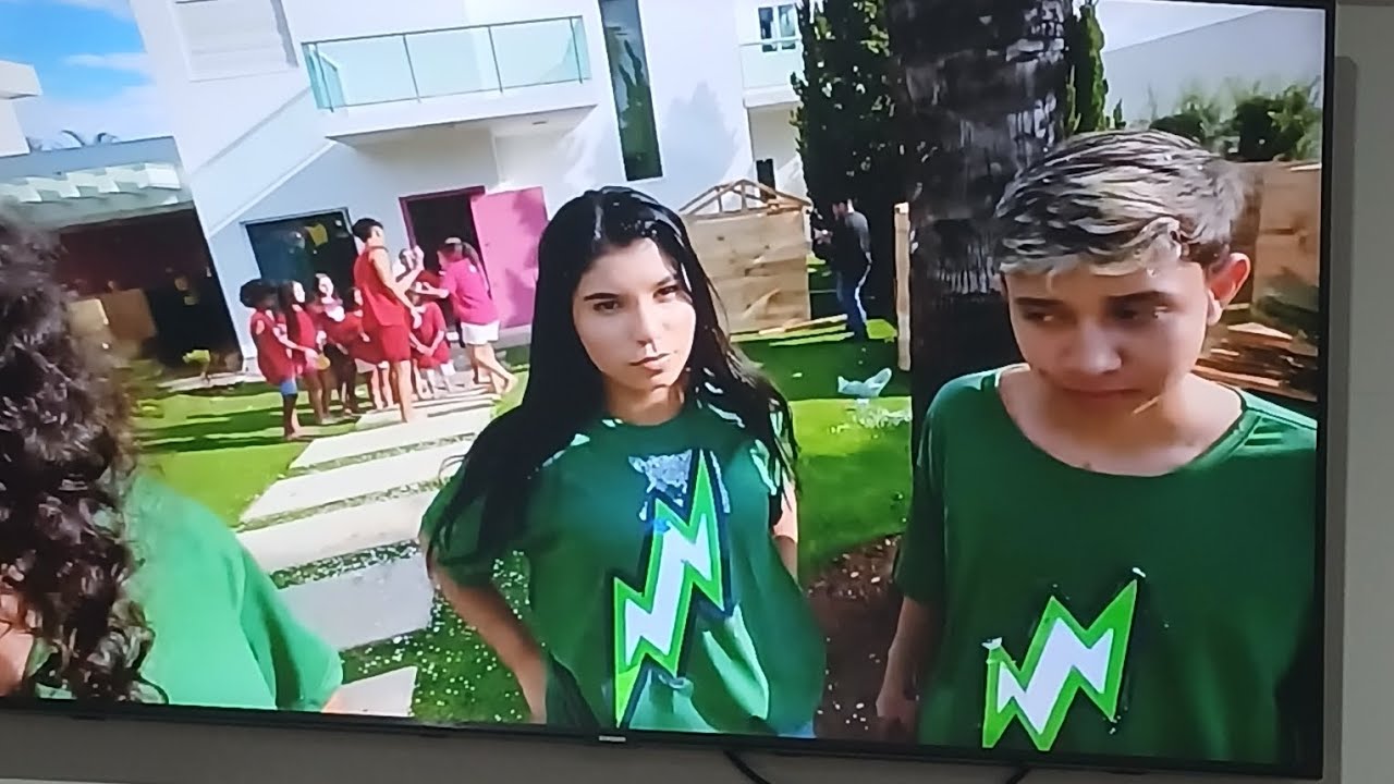 Criamos 5 grupos dos rosa *destruição total!