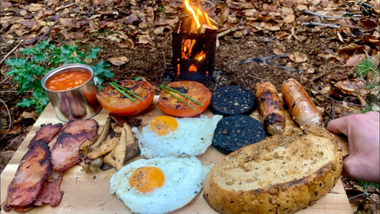 Bushcraft Breakfast - Full English With Foraged Mushrooms