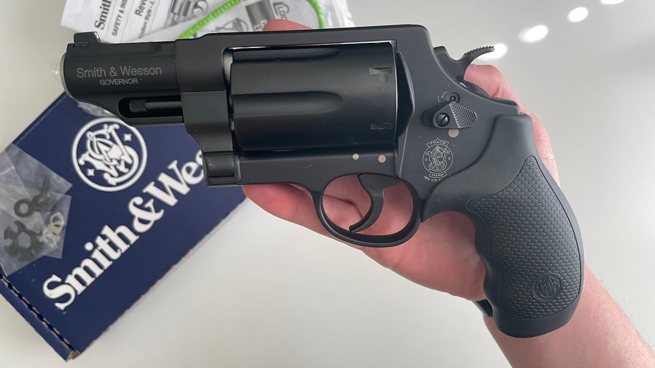 Unboxing - Smith and Wesson Governor