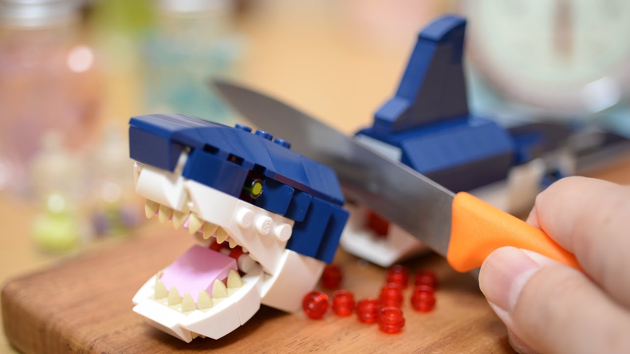 LEGOのサメをさばく【音フェチ料理・ストップモーション・ミニチュア】