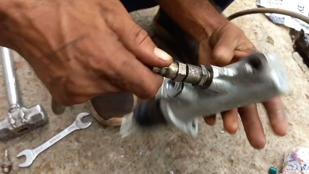 JCB Escorts Brakes Master Cylinder Change जे सि बी एस्कार्ट ब्रेक मास्टर सिलेंडर चेंज