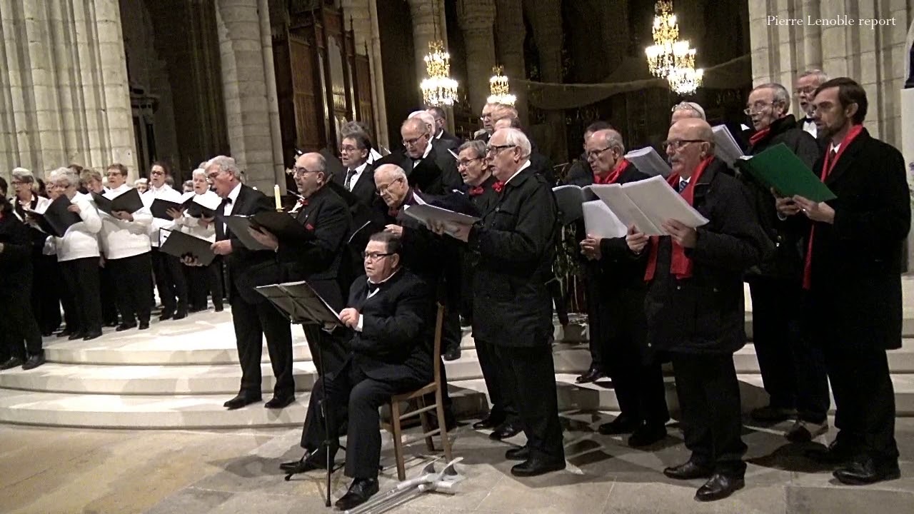 80 Choristes  3 Chorales Ave Verum Mozart  HMS Pierre Lenoble
