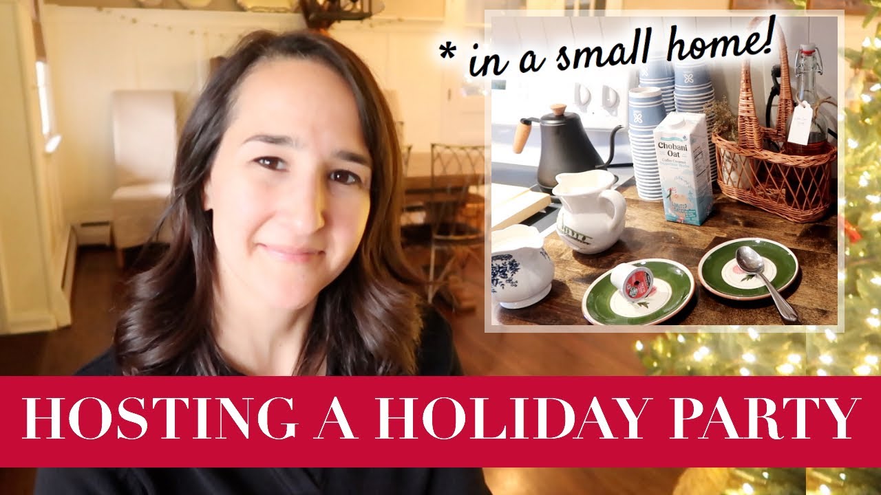 Holiday Entertaining in a Small Space | VLOGMAS 2021 Day 2