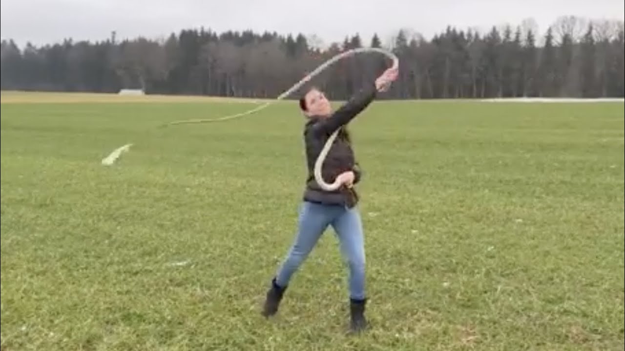 Anita Hofmann - Karbatsche schnellen