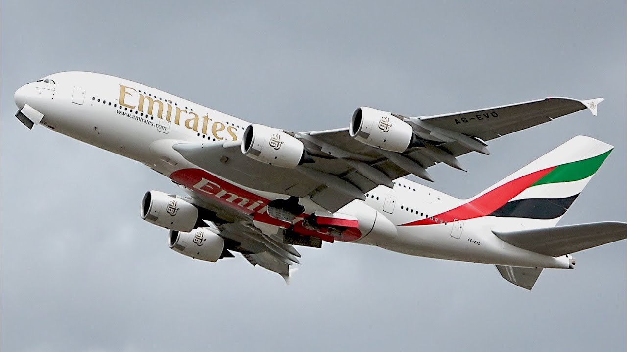 Heathrow LOUD Departures!