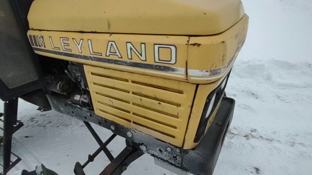 Leyland 702