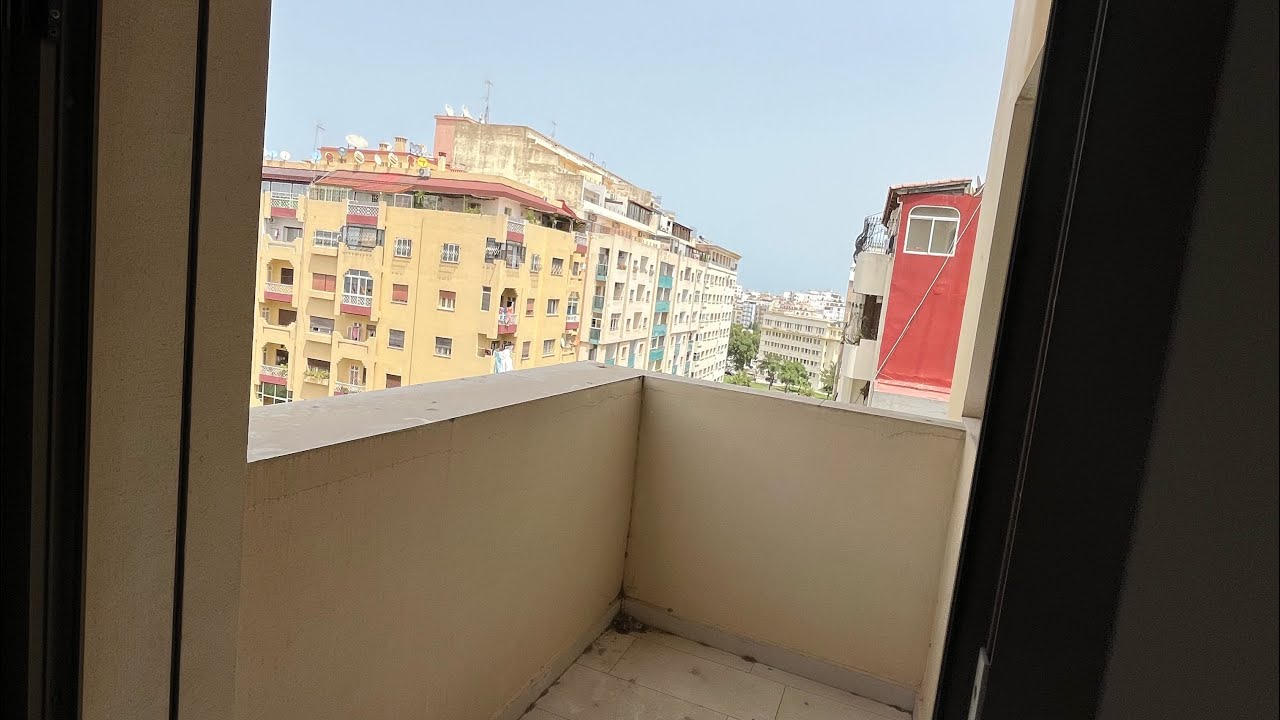 شقة فى وسط المدينة طنجة قرب من الولاية بمساحة84 م 
