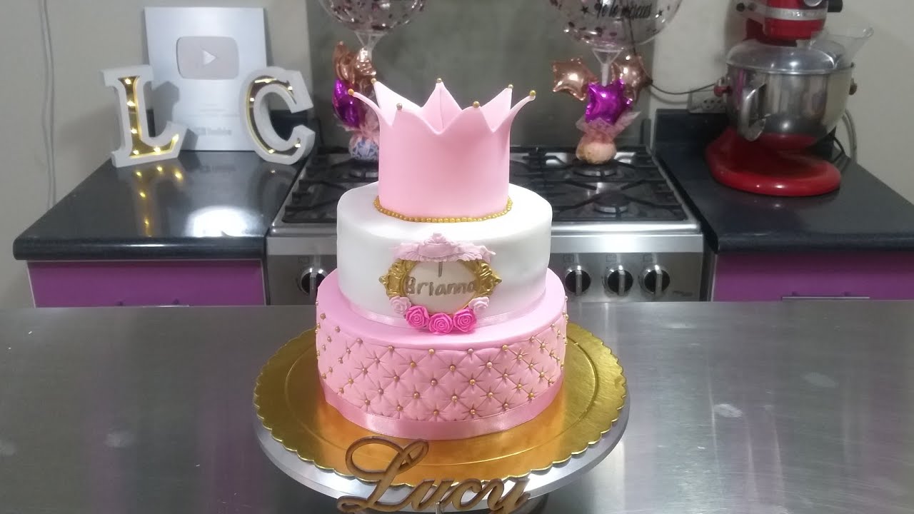 coronas sin molde para tus pasteles o tortas |  modelado de corona para niña