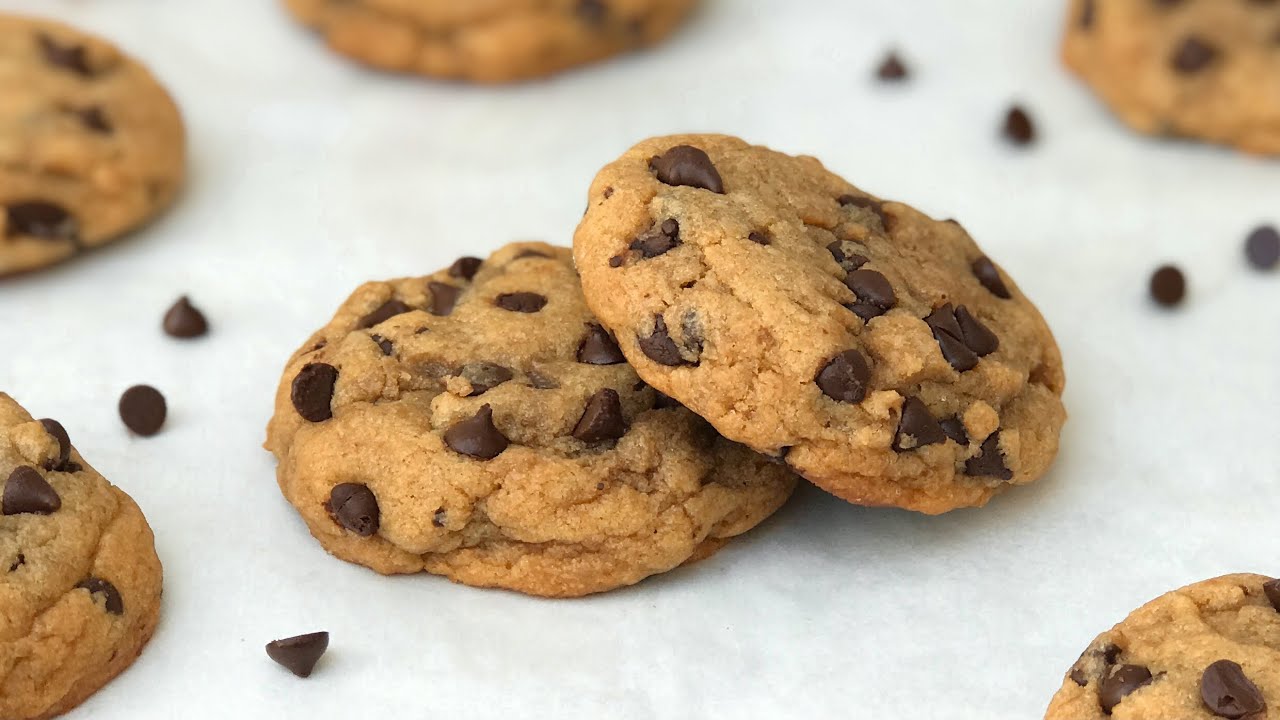 CHEWY Chocolate Chip Cookies Recipe