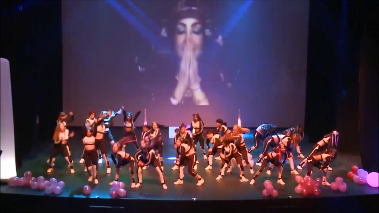 08/12/18-ARRASANDO(THALIA)-ESTUDIO DE DANZA CARLOS BELTRAN -TEATRO LOLA MEMBRIVES