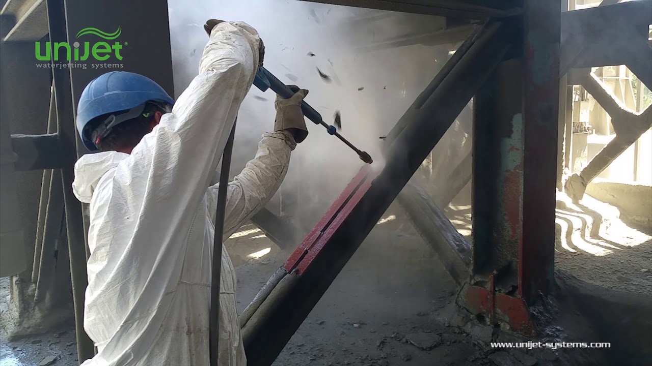 Water blasting 500 bar Unijet | Titan Cement