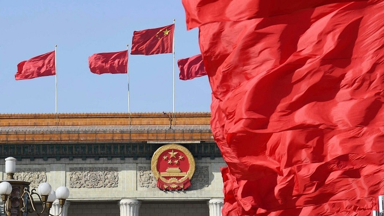 兩會2026・直播｜全國人大會議開幕　李強作政府工作報告